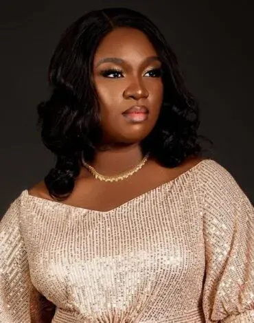 Mrs Gloria I. Nwoye